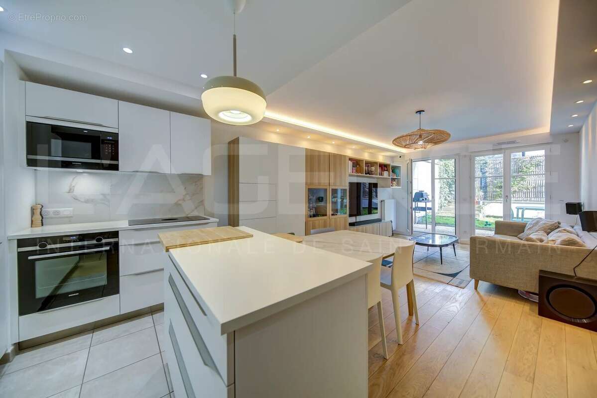 Appartement à MAISONS-LAFFITTE