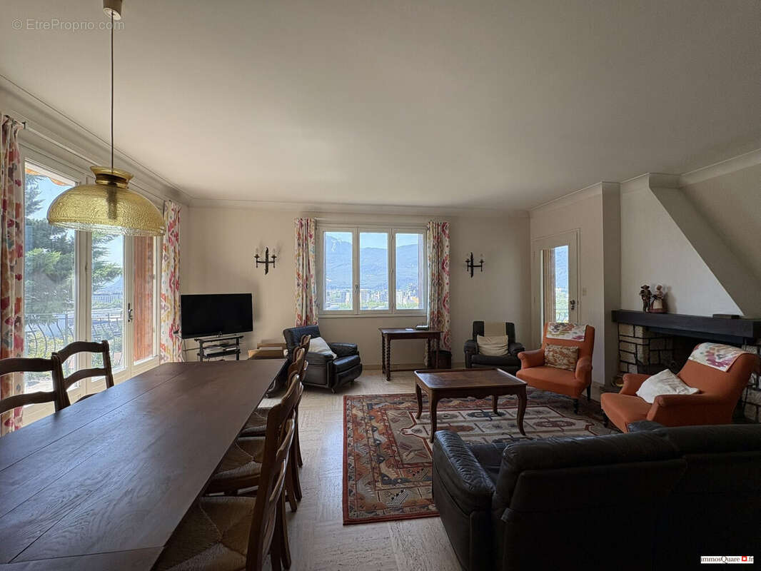 Maison 179 m² à Saint-Martin-Le-Vinoux  - photo 5