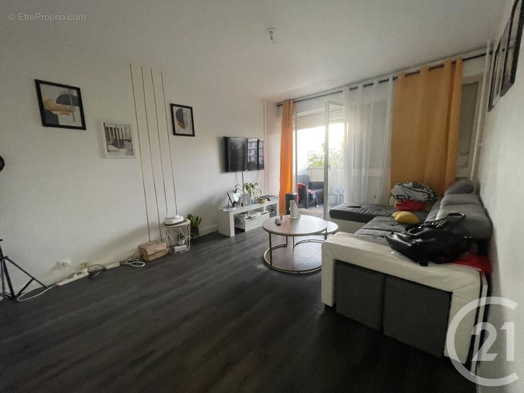 Appartement à MELUN