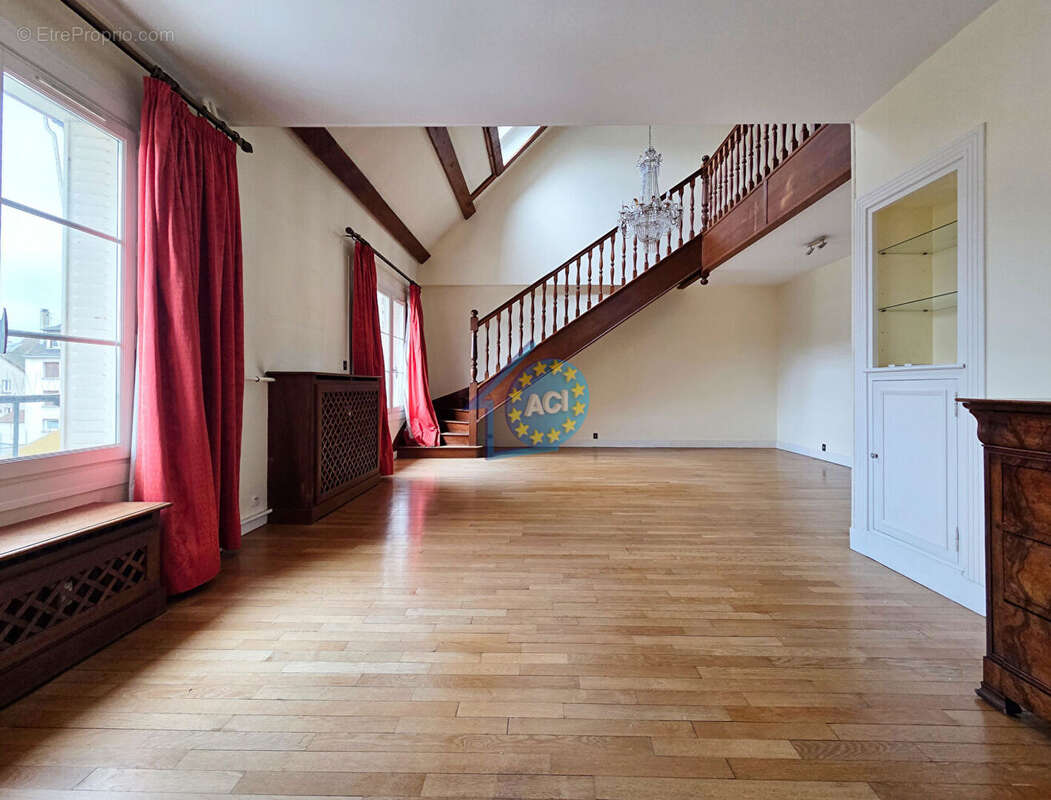 Appartement à MANTES-LA-JOLIE