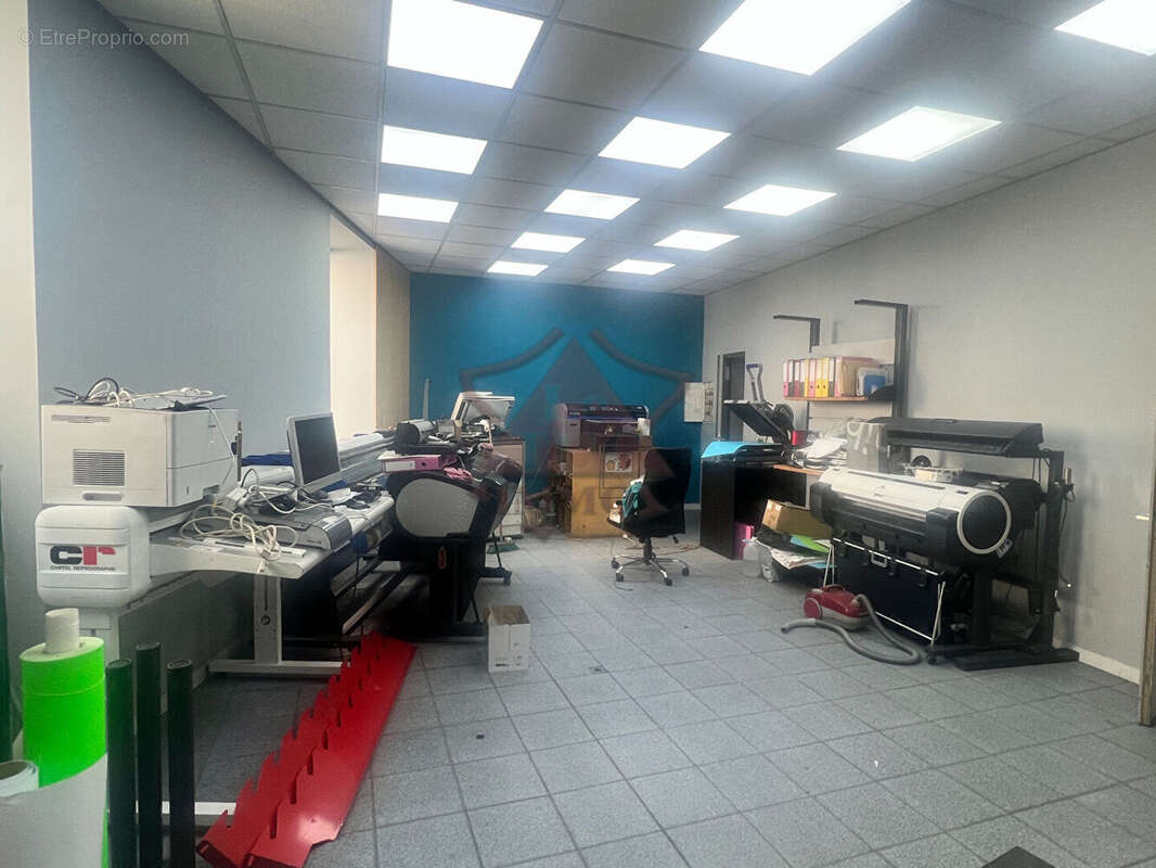 Commerce à SAINT-AMBROIX