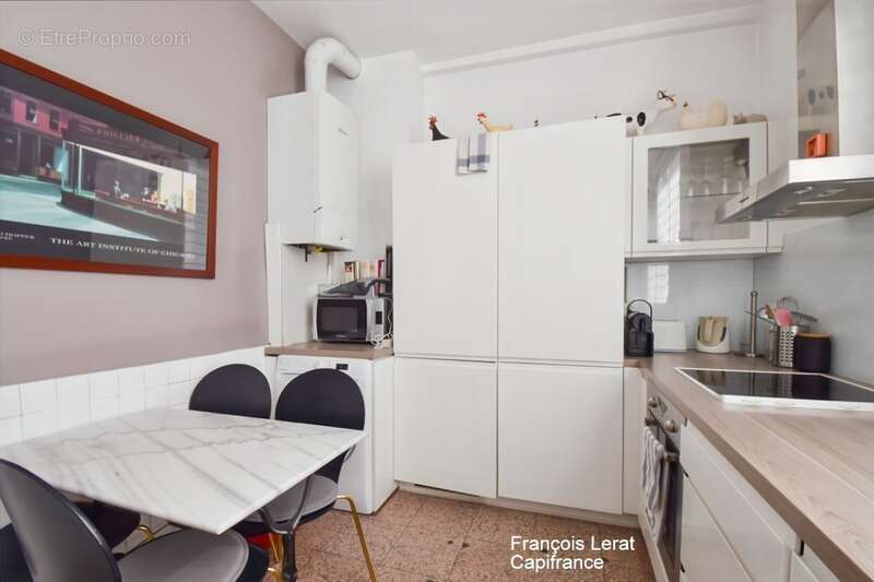 Duplex à vendre 5 pièces SAINT CLOUD (92) - Duplex de 97,05 m² avec cour privative de 45 m² – Saint-Cloud, quartier du Val d'Or  - photo 5