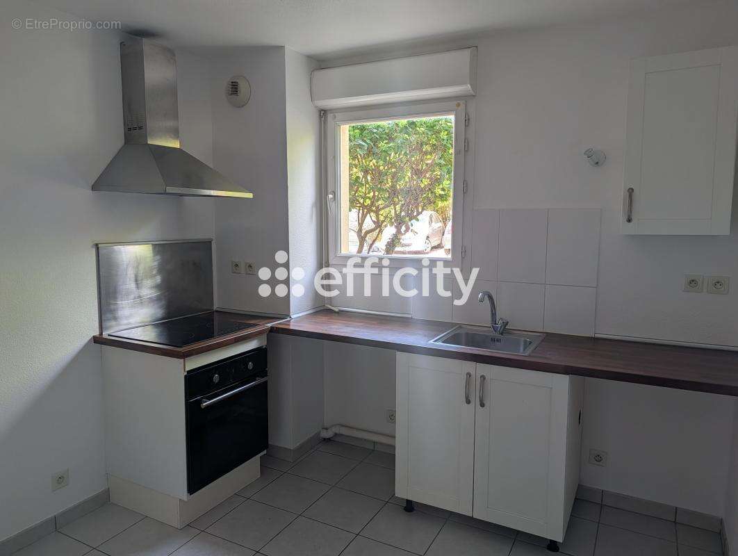 Appartement à SAINT-CHAMAS