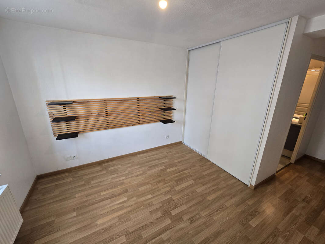 Appartement à SAINT-MARTIN-D'HERES