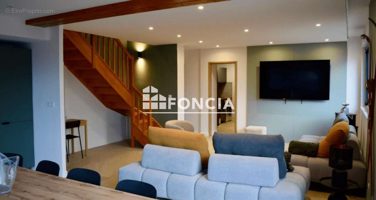 Appartement à SAINT-FRANCOIS-LONGCHAMP