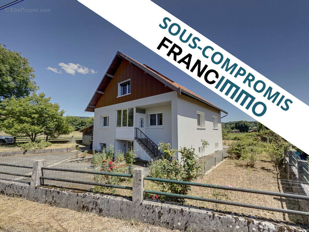 Maison à MONTECHEROUX