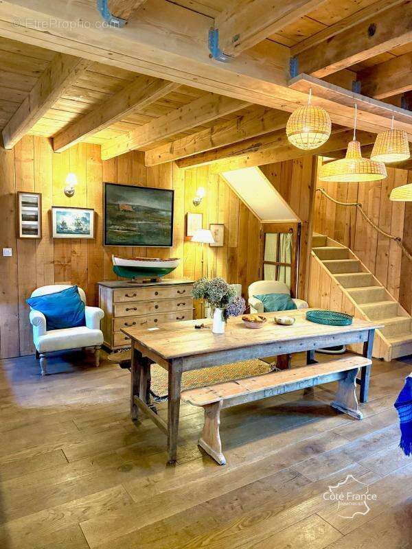 Maison à FERMANVILLE