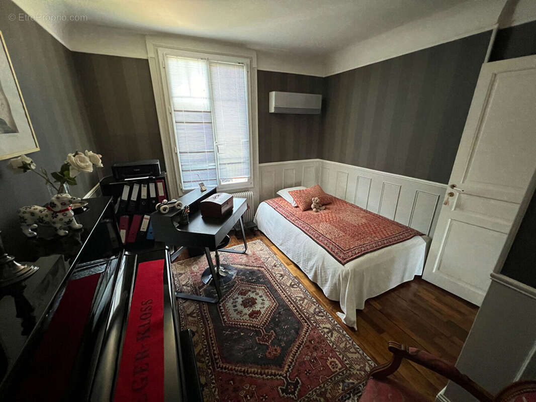 Appartement à LE RAINCY