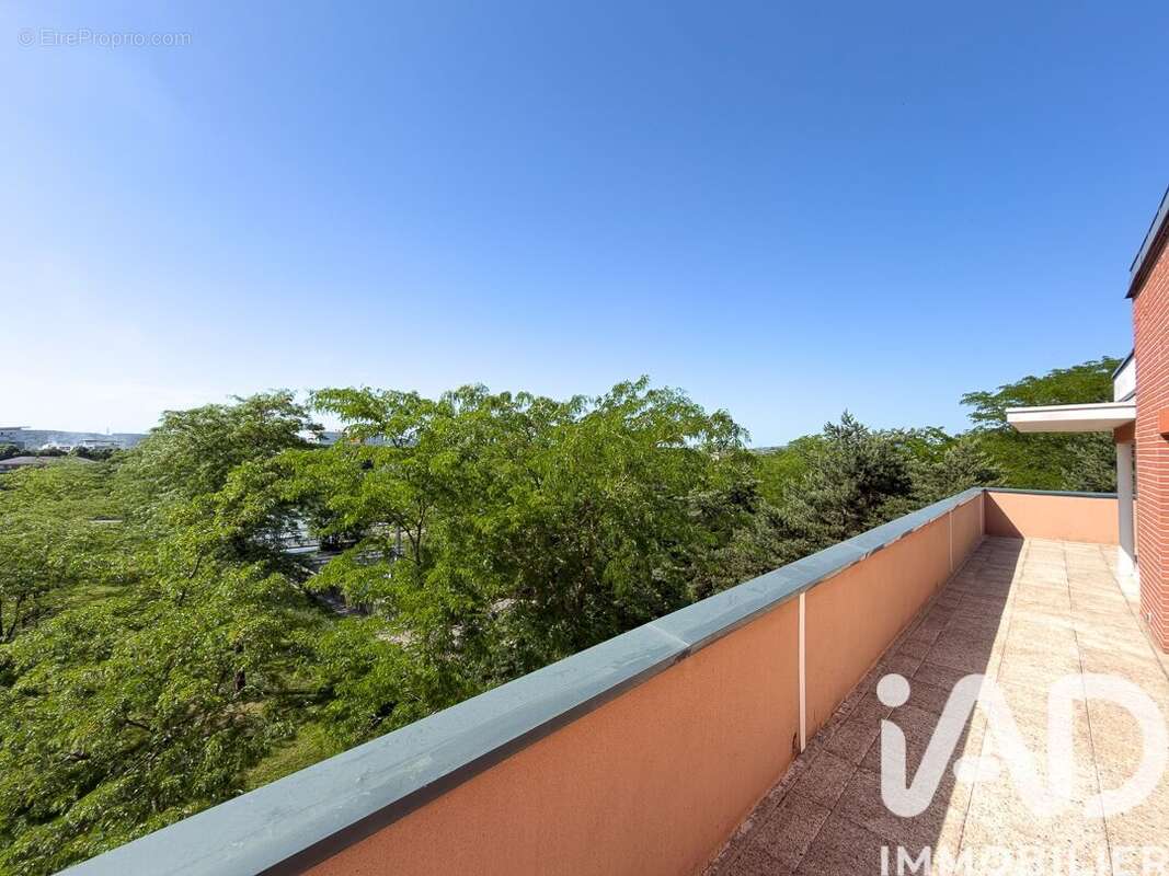 Appartement 100 m² à Le Grand-Quevilly  - photo 9