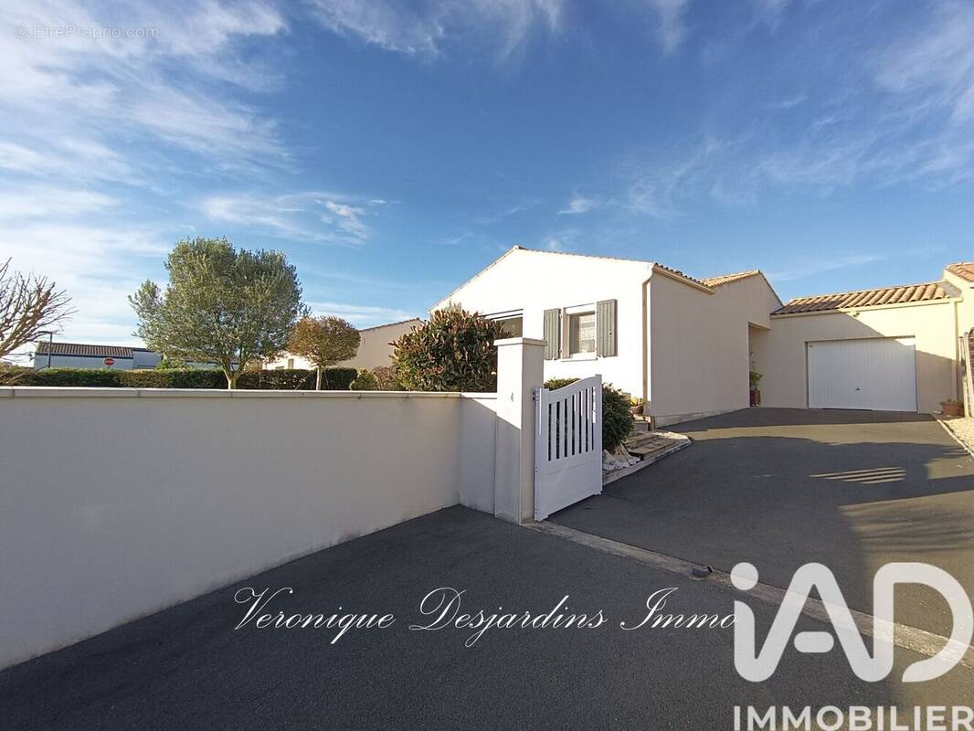 Photo 1 - Maison à SAINT-GEORGES-DES-COTEAUX