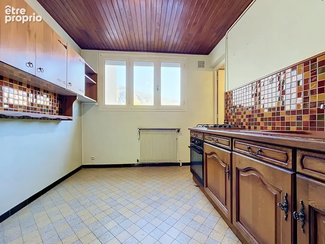 T4 73 m2 traversant   Grand balcon   3 chambres   Proche campus - photo 5