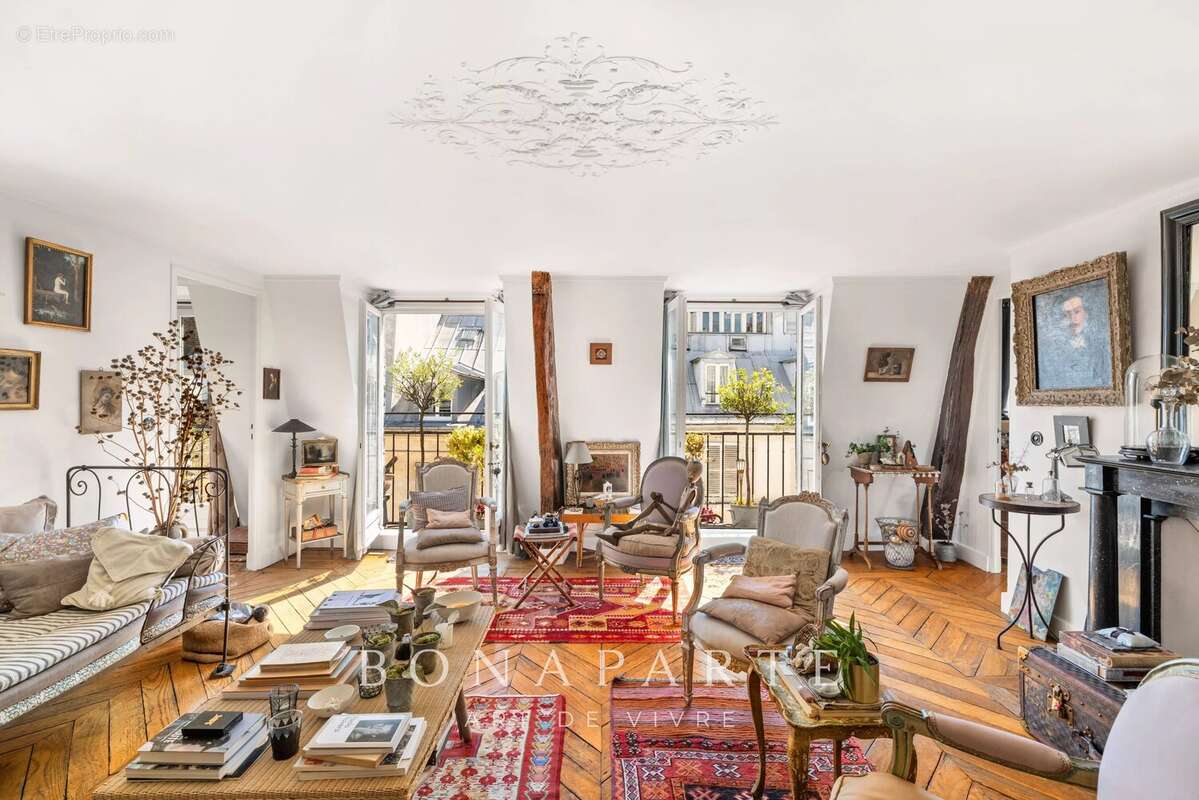Paris 8ᵉ – Madeleine  Appartement 5 pièces avec balcon - photo 4