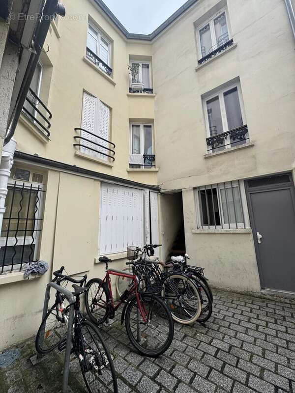 Appartement à PARIS-19E