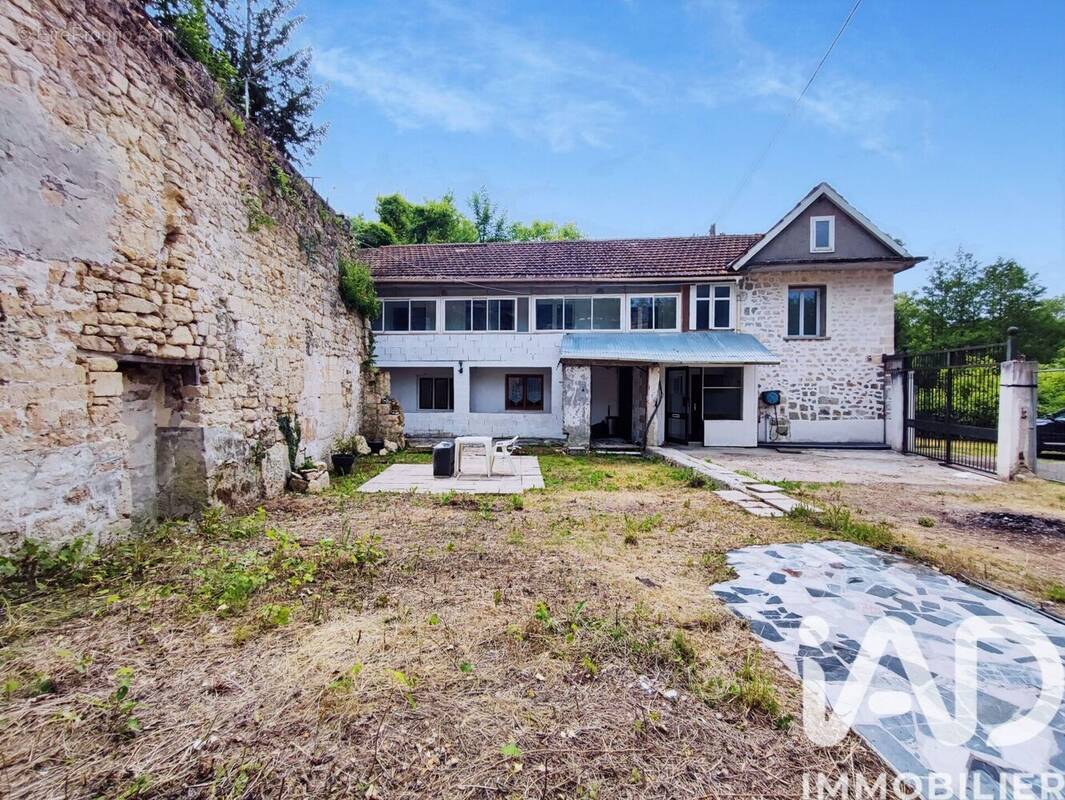 Photo 1 - Maison à CHARS