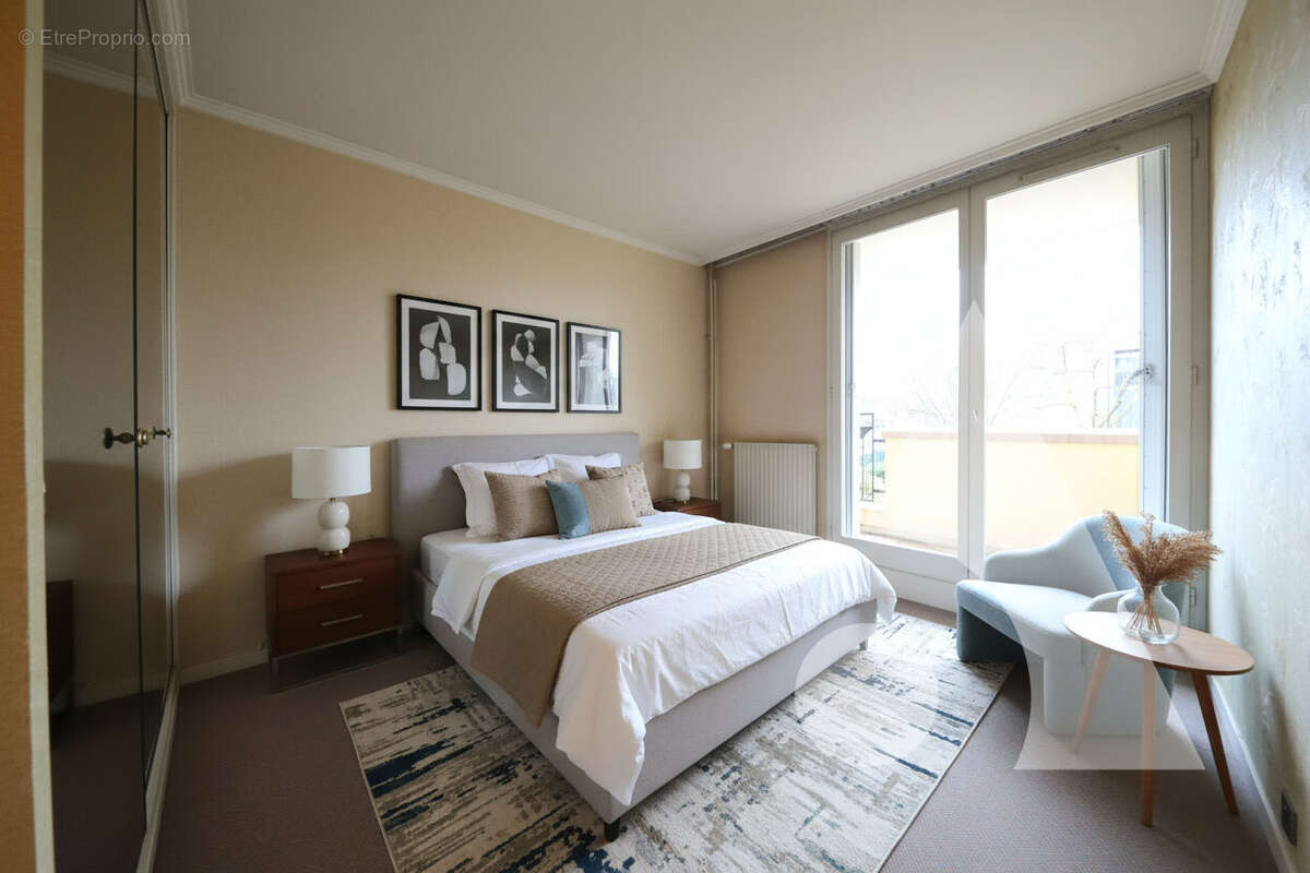 Appartement à CORBEIL-ESSONNES