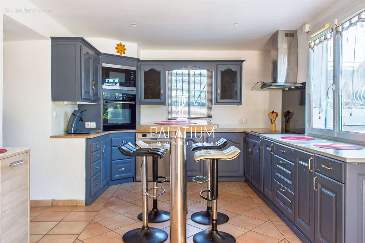 Maison 125 m² à Volonne  - photo 7