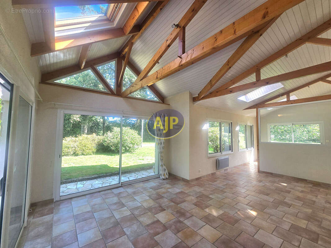 Maison à GUEMENE-PENFAO