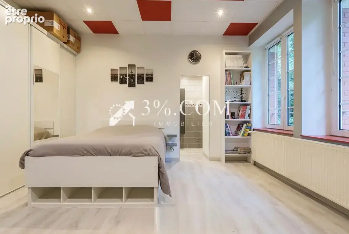 Maison - 4 chambres - garages - dependances - atelier - terrain 1400 m2 - photo 12