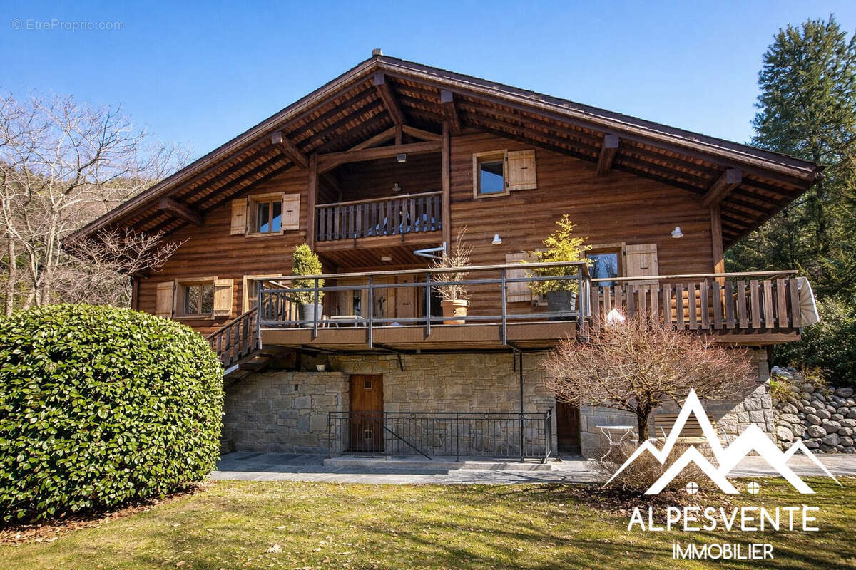 Avendre-chalet-morzine-4chambres_alpesvente - Maison à MORZINE