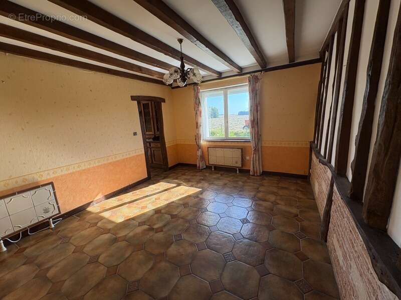 Maison à rénover avec vie de plain-pied 4 Chambres sur sous-sol dans le bourg de SAINT-VIGOR-D'YMONVILLE (76430) - photo 10