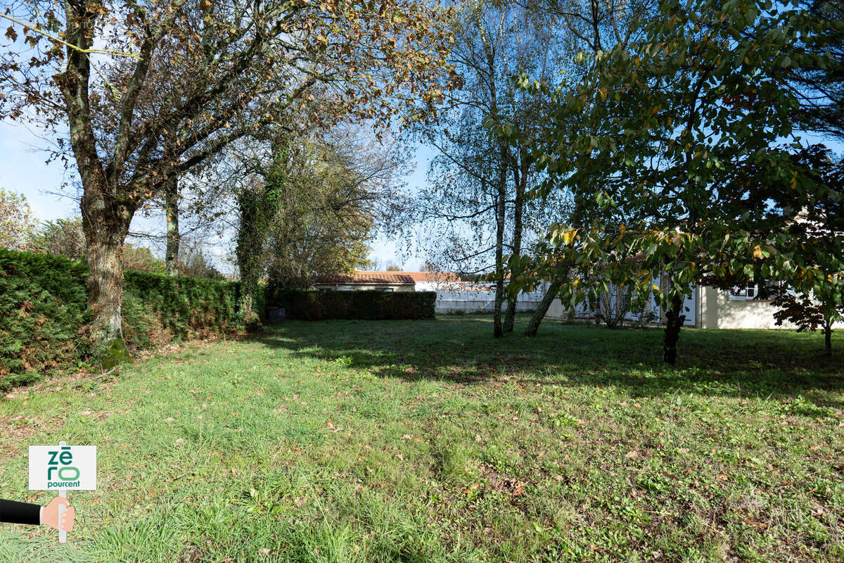 Maison à COMMEQUIERS