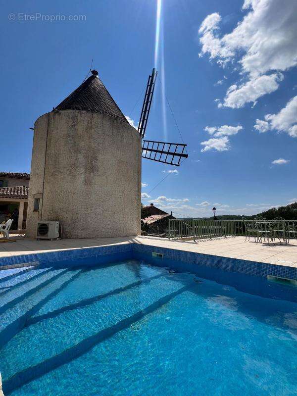 Maison à ALLEGRE-LES-FUMADES