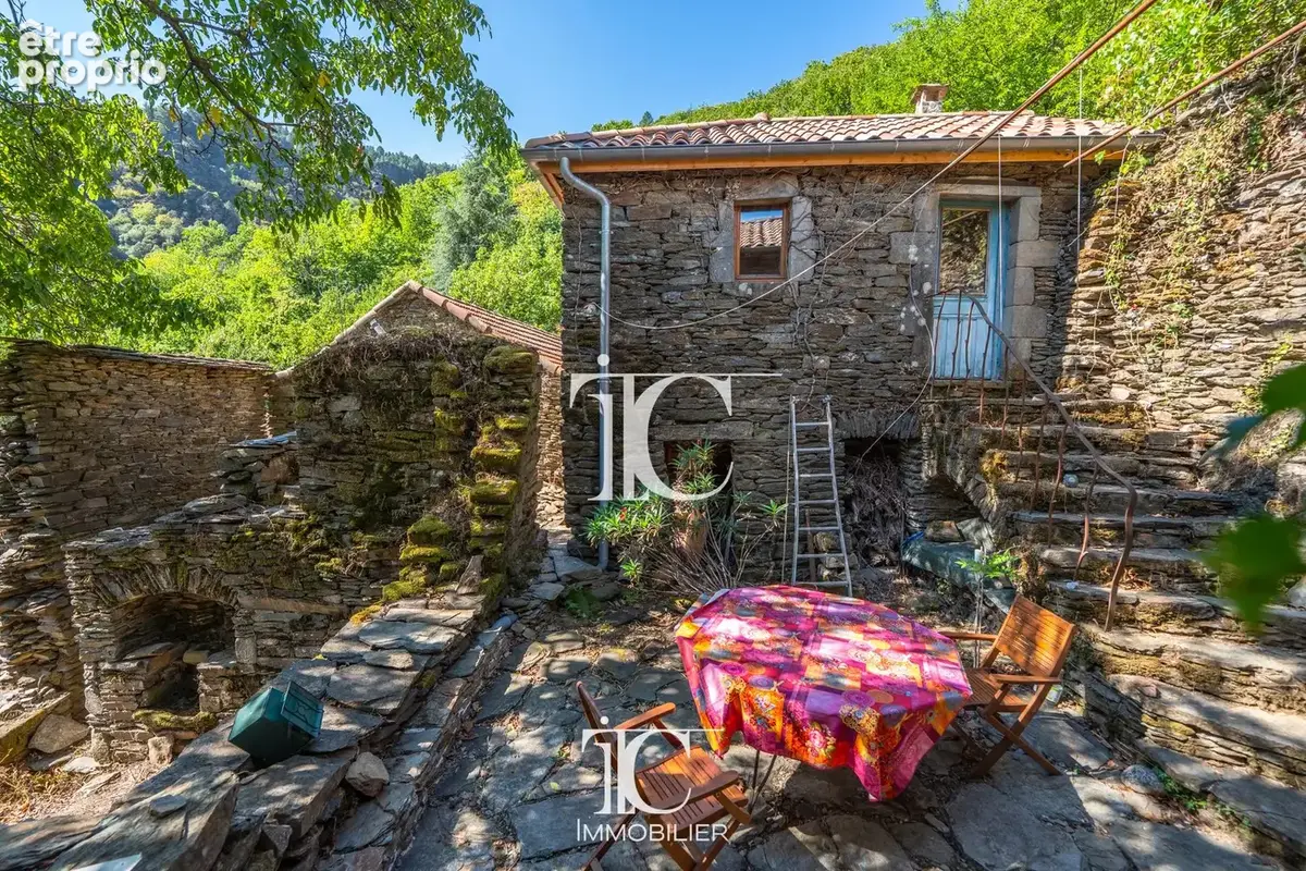 Mas de hameau du xviiieme siècle  100 m² habitables  4 chambres  terrain 340 m²  à 25 min des vans - photo 22
