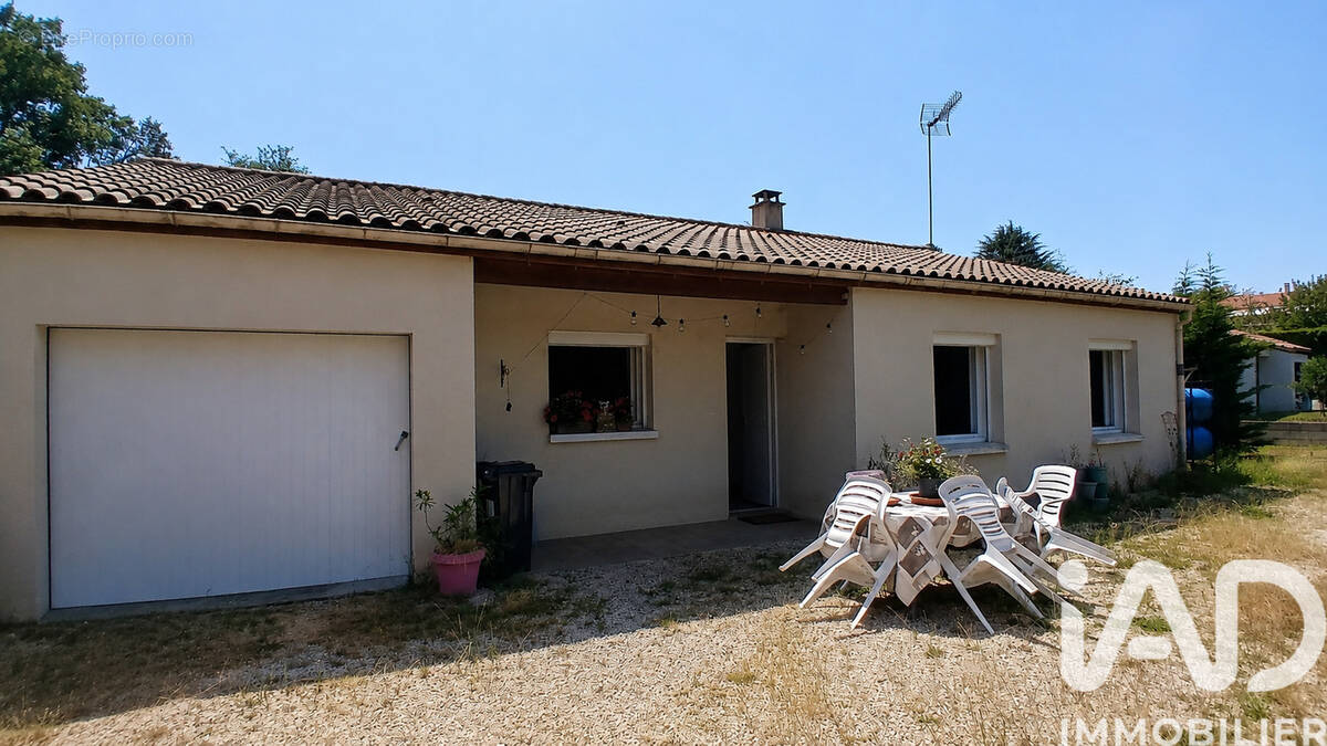 Photo 1 - Maison à LA CAILLERE-SAINT-HILAIRE