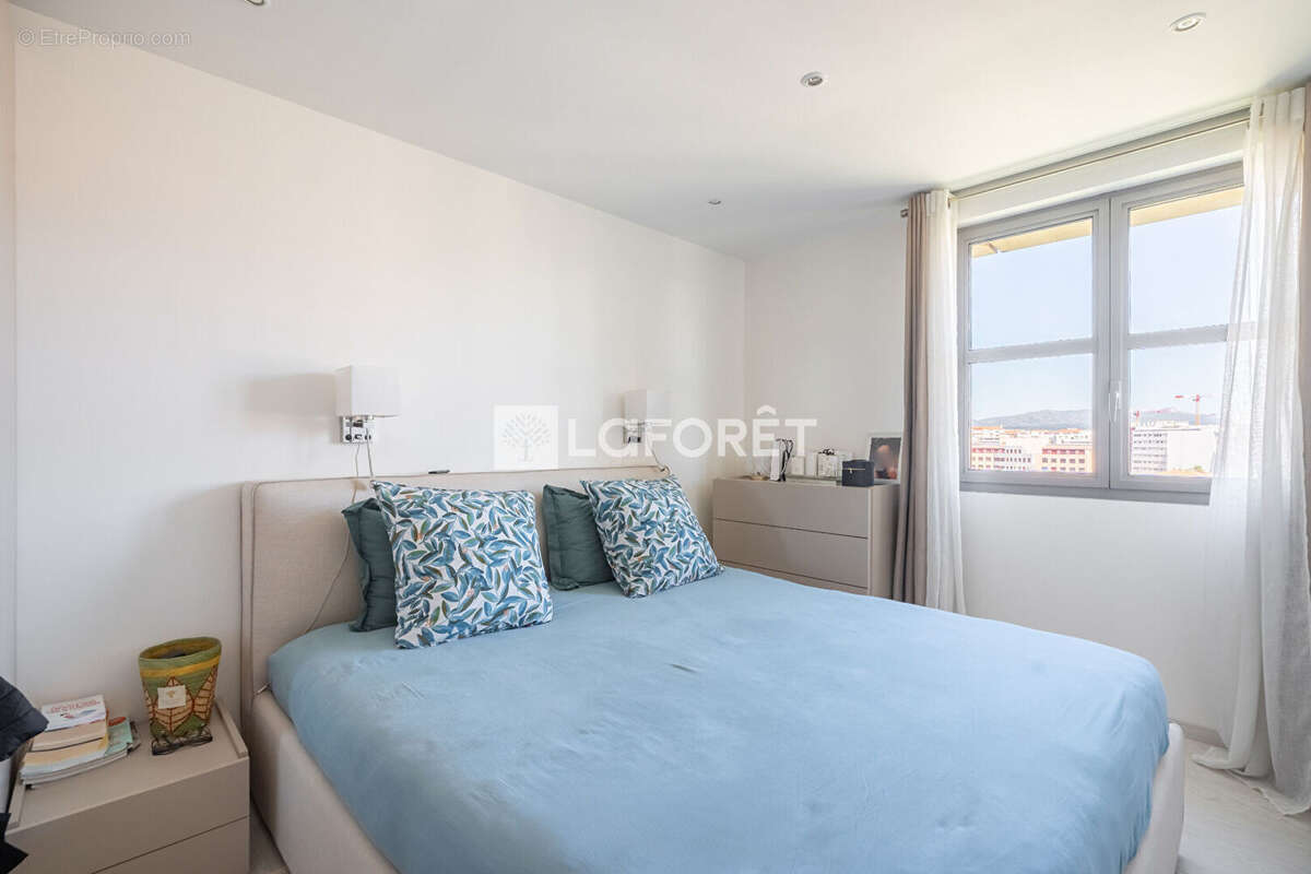 Appartement à MARSEILLE-8E