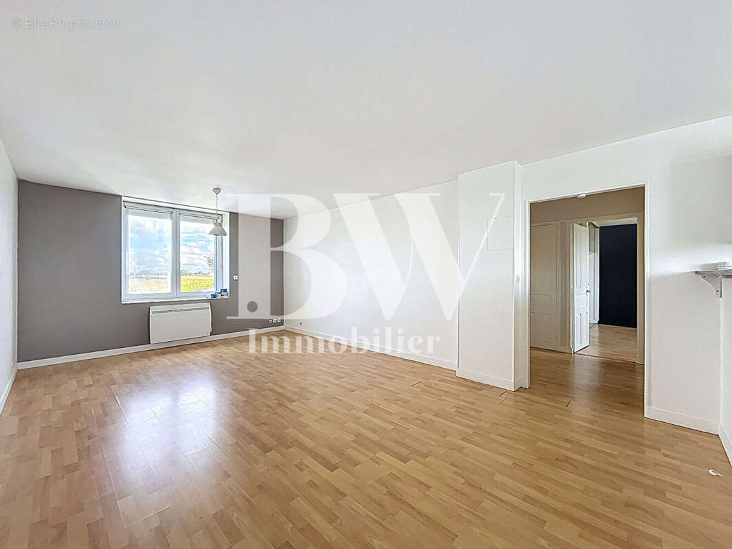 Appartement à GUIPRONVEL