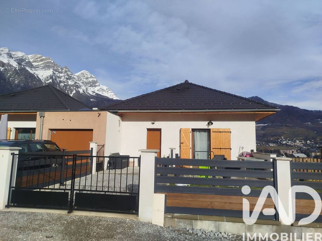 Photo 1 - Maison à UGINE