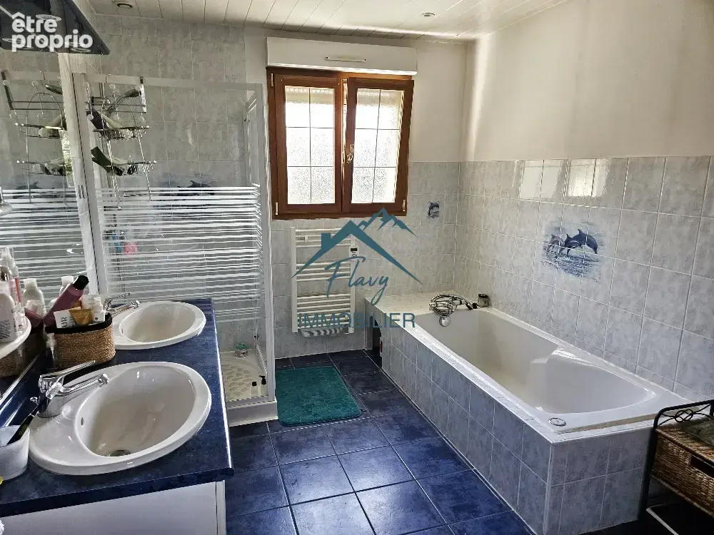 Maison de 2006 avec 5 chambres - La Forge - photo 12