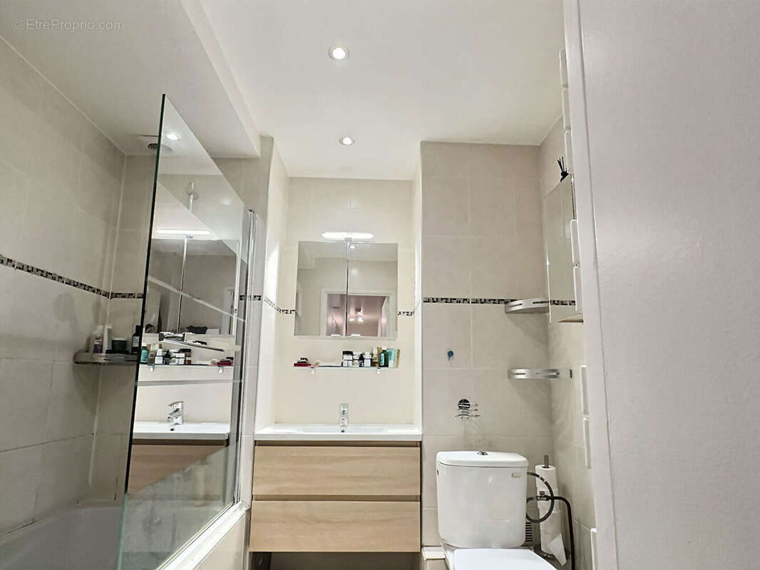 Paris 6e arrondissement - Quartier Luxembourg /Ecole Alsacienne - Appartement familial de 102.43 m2 - photo 7