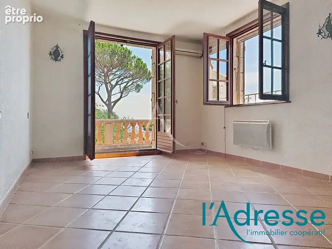 Villa 6/7 pièces avec piscine, magnifique vue mer et iles ! - photo 7