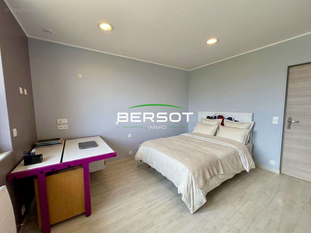 Appartement T6 152 m² proche centre-ville de Valdahon - photo 13