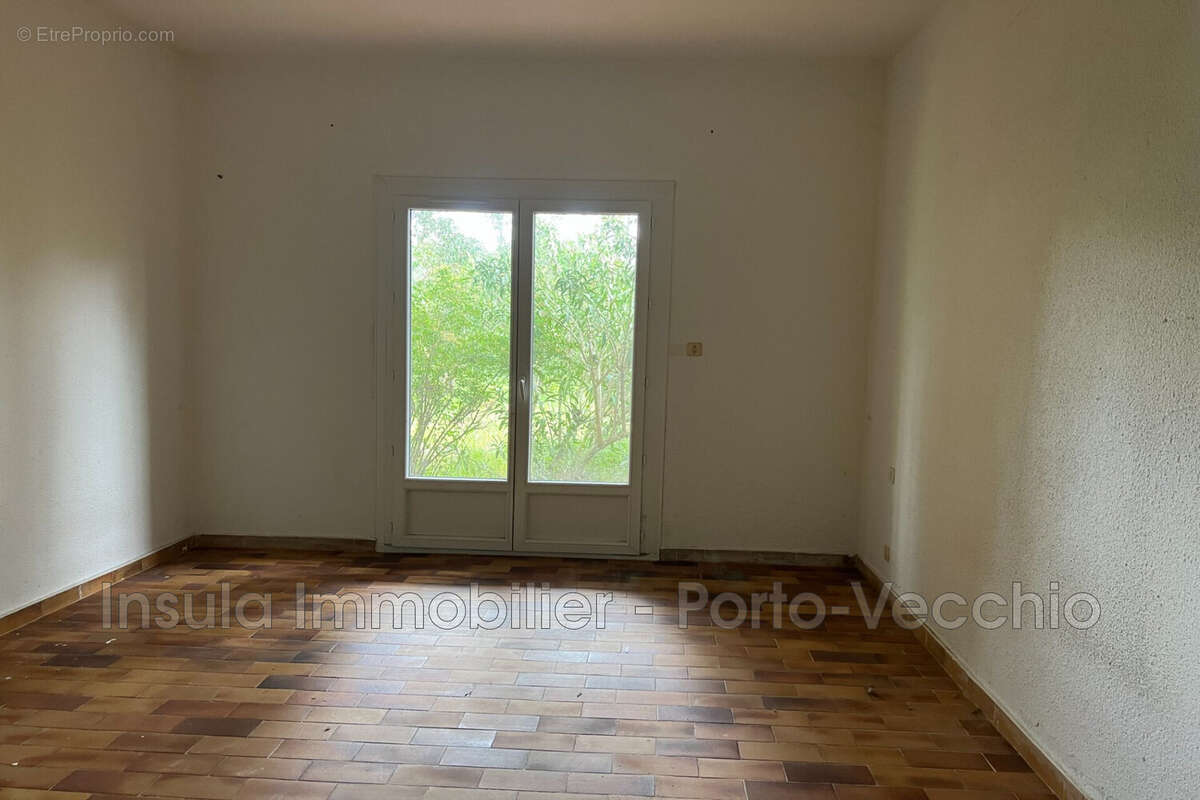 Maison 136 m² à Porto-Vecchio  - photo 9