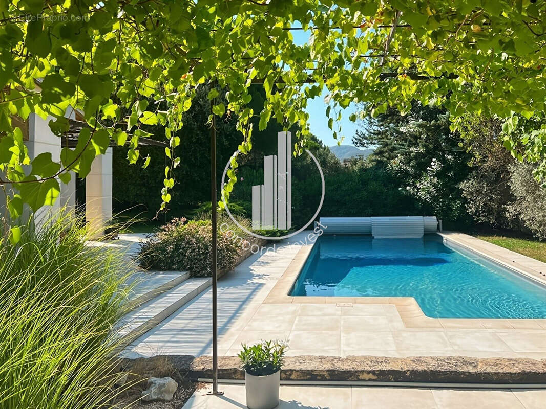 Maison à EYGALIERES