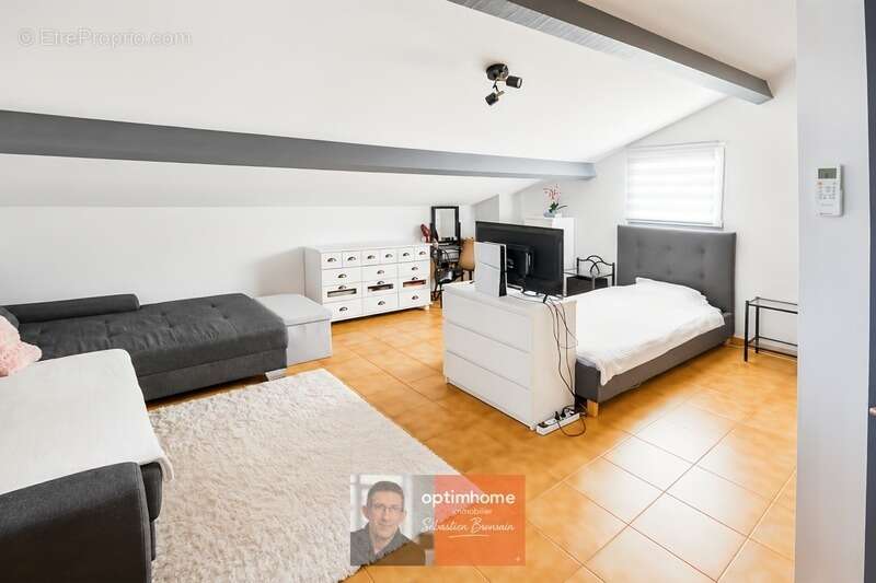 Ghisonaccia – maison familiale avec piscine, jacuzzi et panneaux solaires - photo 7