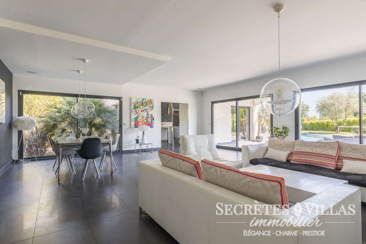 Bouliac villa contemporaine 287m2 avec vue et s/sol 150m2 - photo 7