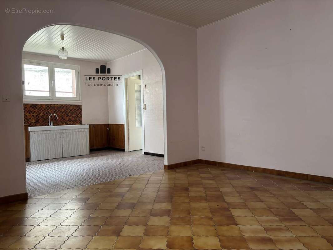 Maison à MAISSE