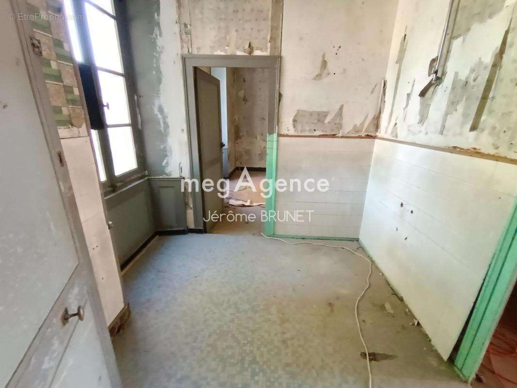 Maison à FONTENAY-LE-COMTE