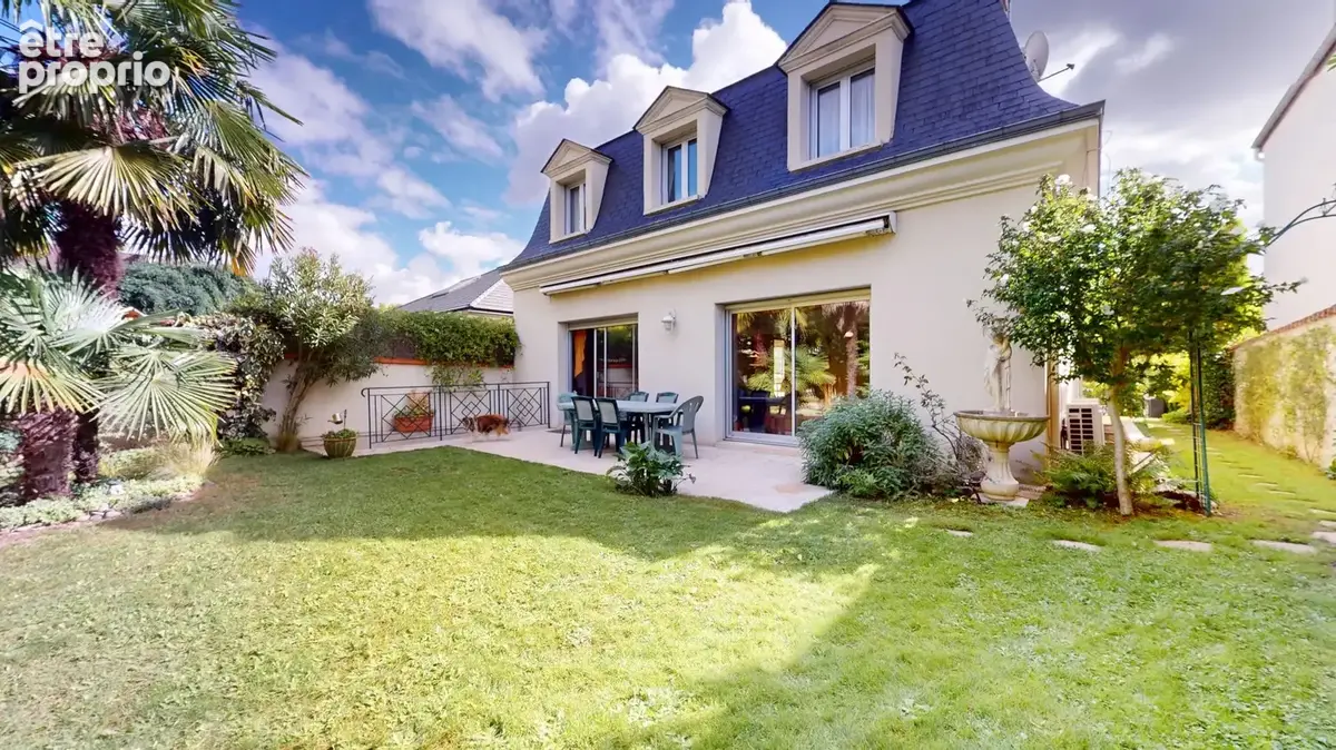 Photo Maison à Saint-Maur-Des-Fosses au prix de 1 195 000€