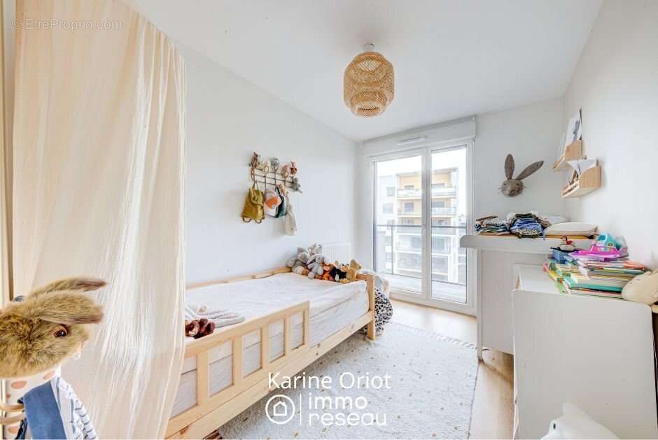 Appartement à GENNEVILLIERS