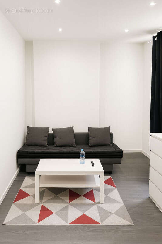 Appartement à MARSEILLE-1E