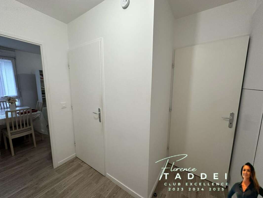 Photo 4 - Appartement à SAINTE-GENEVIEVE-DES-BOIS