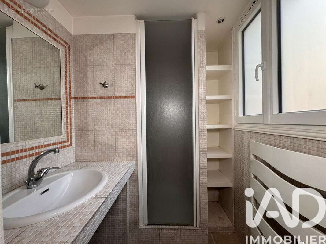 Appartement 61 m² à Villeneuve-Les-Avignon  - photo 8