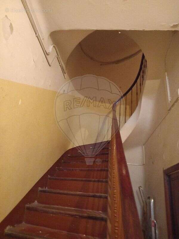 Autre à MARSEILLE-4E