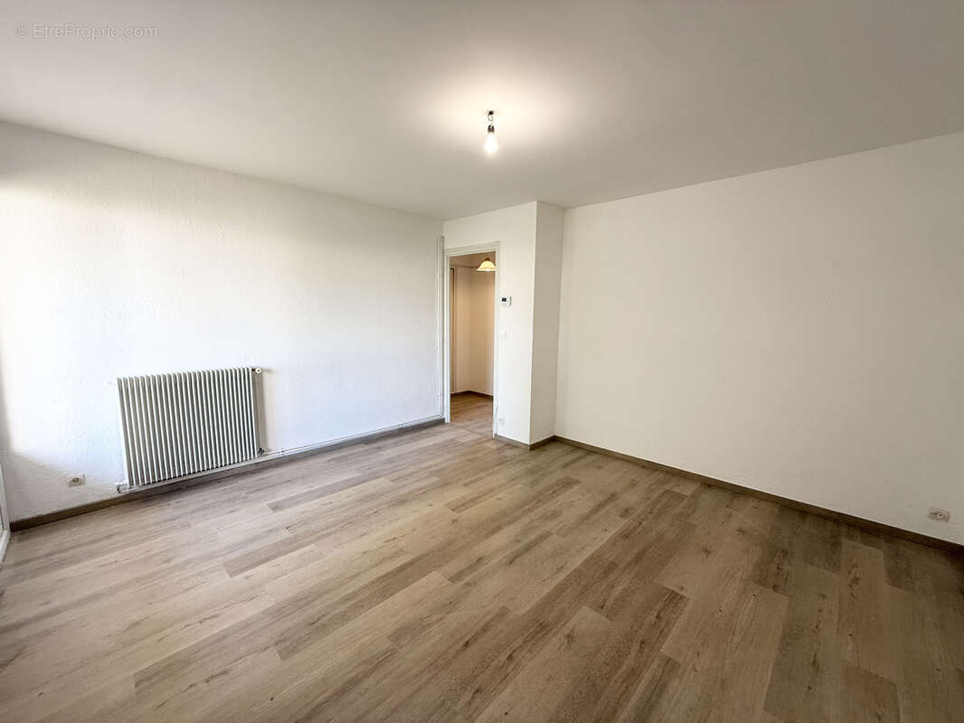Appartement à LAGNIEU
