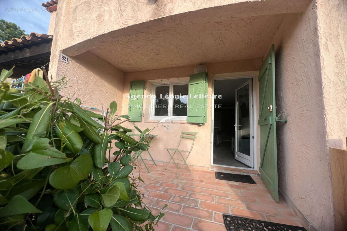 Appartement à LES ISSAMBRES