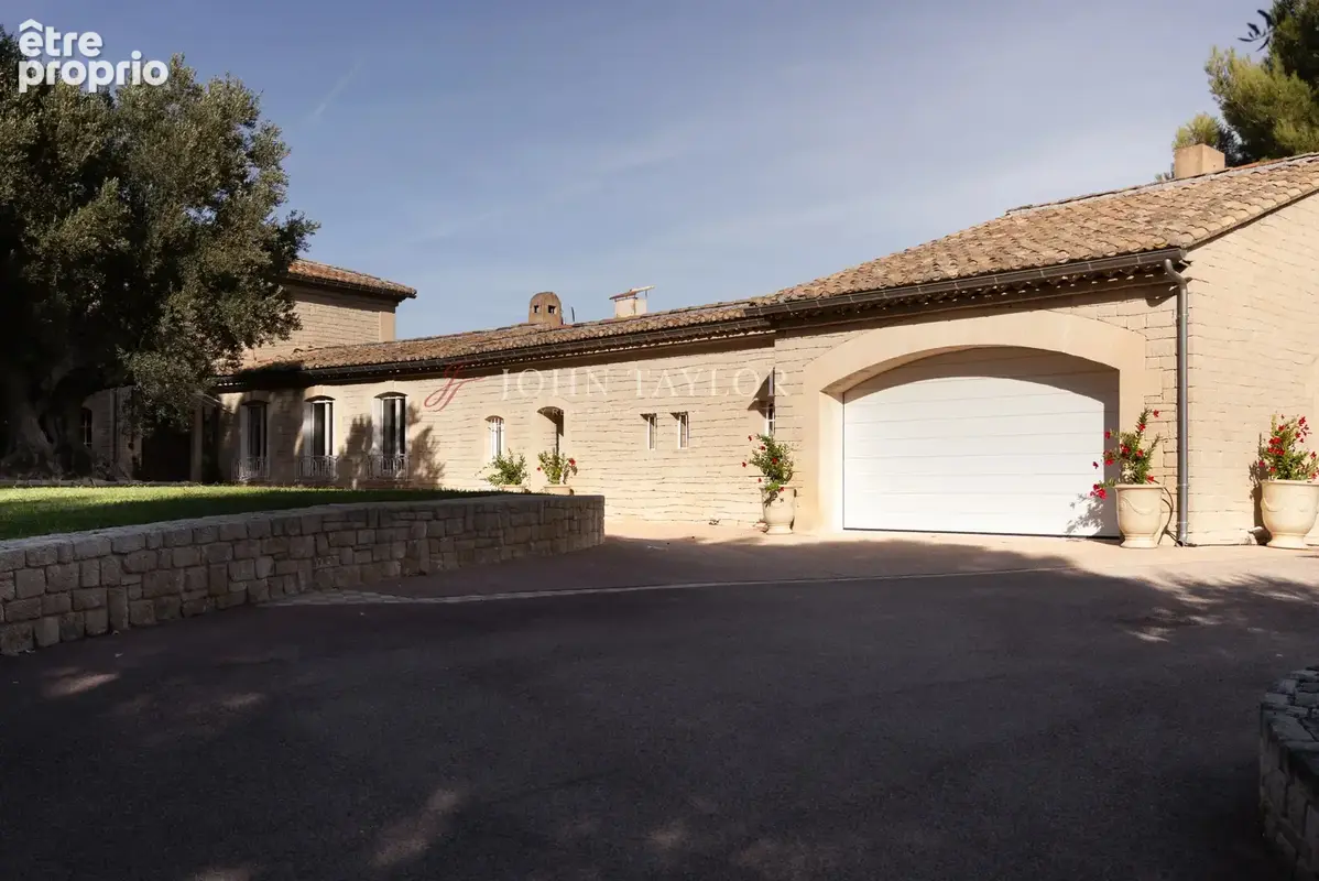 Propriété de caractère avec panorama du mont Ventoux aux Alpilles, à proximité de L’Isle-sur-la-Sorgue - photo 23